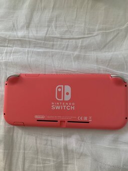Nintendo switch - Coral - 2