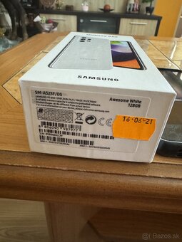 Samsung Galaxy A52 - 2