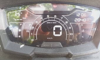 Aprilia SR GT 125 - 2024 - v záruke - 2