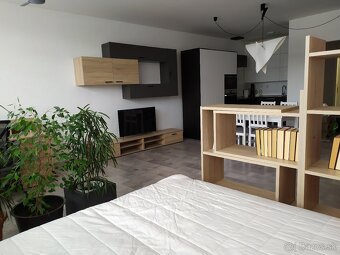 1-izbový apartmán na predaj - 2