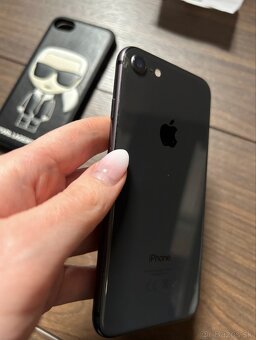 Apple iPhone 8 256 GB Space Grey vesmírne sivý - 2