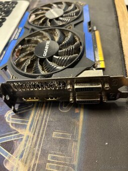 Windforce Gigabyte GeForce GV-N960OC-4GD 4G 128Bit GDDR5 Vid - 2