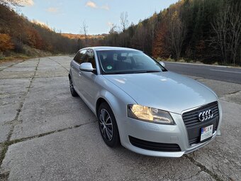 Audi A3 1.6 Premium - 2