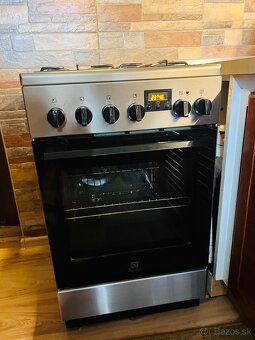 PREDÁM kombinovaný sporák ELECTROLUX - 2
