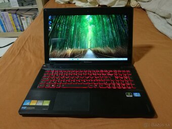Lenovo Y500. i7-4-jadro. 15,6 FHD. 16 GB RAM. 256 GB SSD+1TB - 2