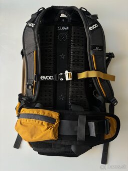 Batoh Evoc Freeride Enduro 14L - 2