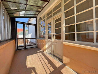 Rodinný dom na rozsiahlom pozemku - 2