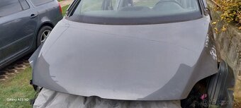 Golf 5 plus kapota,predna maska - 2