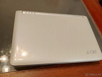 Acer Aspire One ZG5 - 2