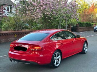 Predám Audi A5 s-line dovoz GB - 2