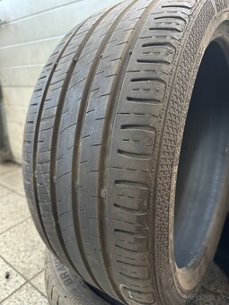 Predám letne pneu 235/40 R18 95Y - 2