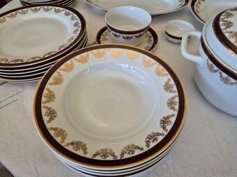 Predám porcelánovú súpravu - 2