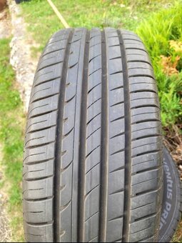 225/60 R17 Hankook - 2