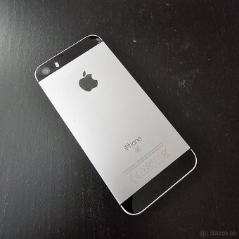 iPhone SE 2016 32GB Space Gray - 2