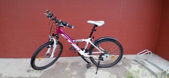 Predám dievčenský bicykel 24 - 2