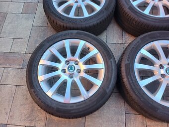hlinikové disky orig.Skoda Yeti--7Jx17-ET-45---5x112 - 2