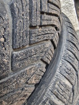 Predam pneumatiky 195/65 R15 michelin - 2