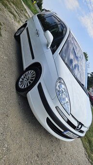 Peugeot 807 2,0HDi - 2