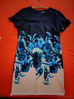 Spoločenské šaty kvetované - 2