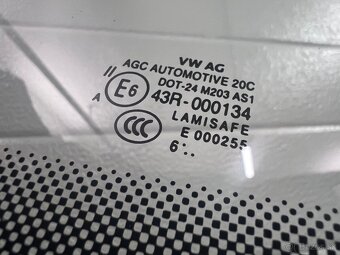 Škoda Rapid čelne sklo - 2