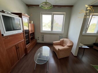 Presvetlený 4 izbový rodinný dom s garážou - 2