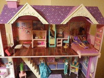 Drevený domček Barbie s obytným autom Barbie - 2
