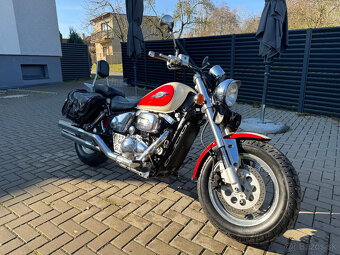 Suzuki VZ 800 Marauder - 2