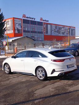 Kia ProCeed 1.4 T-Gdi 7Dct - 2