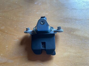 Predám náhradné diely - 2