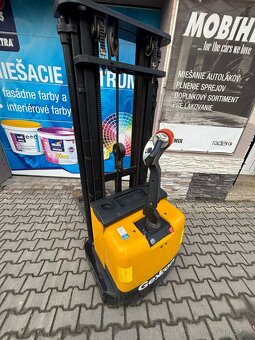 Elektrický paletový vozík - 2