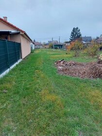 Stavebný pozemok v centre Rajky - 2