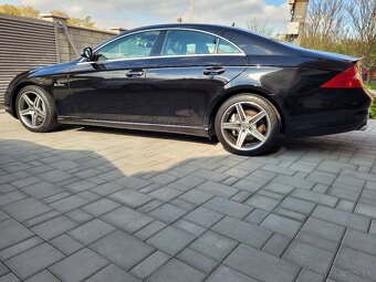 Mercedes- Benz CLS 63AMG - 2