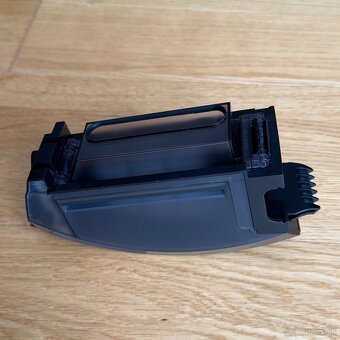 ORIGINÁL NOVÁ iRobot Roomba e5/i7/i8/j7/j9 nádoba na prach - 2