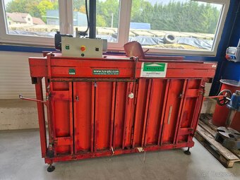 Paketovací lis LUX - dvoukomorový - 2