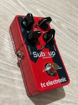 TC Electronic Sub 'N' Up octaver - 2