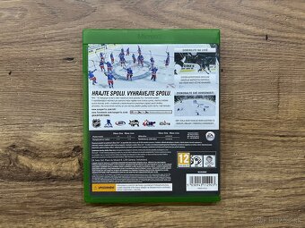 NHL 16 CZ na Xbox One - 2