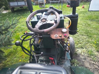 Predám malotraktor motor ursus dvojvalec - 2