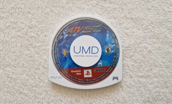 Hra / film na PSP - 2
