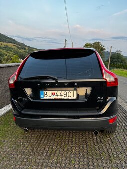 Volvo XC60 - 2
