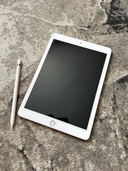 Apple iPad Wifi s klávesnicou a perom - 2