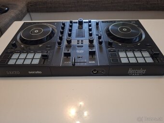 Predám Hercules DJControl Inpulse 500. - 2