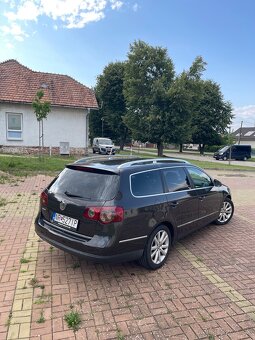 Volkswagen Passat B6 Variant 2.0tdi 103kw DSG Highline - 2