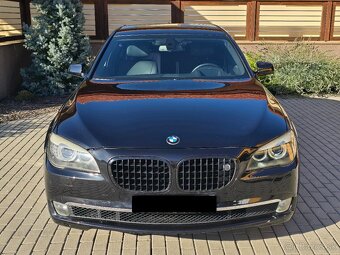 BMW Rad 7 740d - 2
