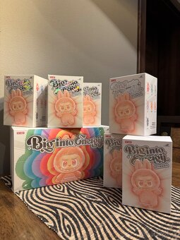 Labubu original pop mart - 2