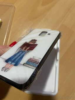 Nový tvrdený sklenený kryt na Samsung Galaxy A6 2018 - 2