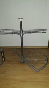 Otočný koš do rohovej skrinky - 2