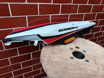 Gilera runner bocny plast lavy - 2