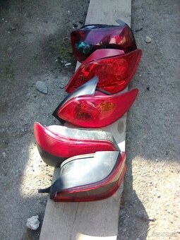 SVETLA CITROEN,PEUGEOT - 2