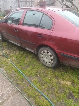 Skoda Octavia 1.6 74 kw - 2