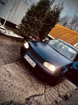 Volkswagen Golf 4 - 2